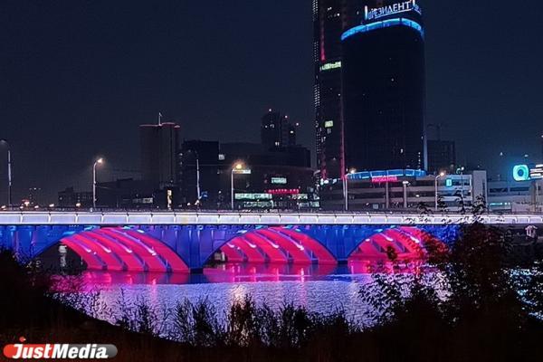 На набережной за Макаровским мостом появятся пирс, сцена на воде и солярий - Фото 1