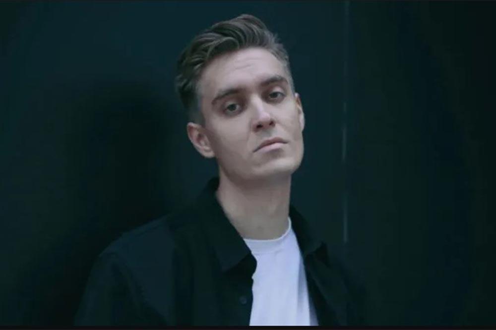 Увезли непонятно куда — в Екатеринбурге полиция задержала еще одного руководителя URA.ru - Фото 1