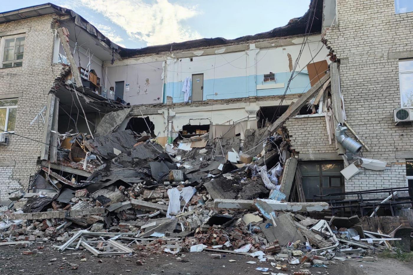 В Екатеринбурге по факту обрушения секции административного здания возбуждено уголовное дело - Фото 1