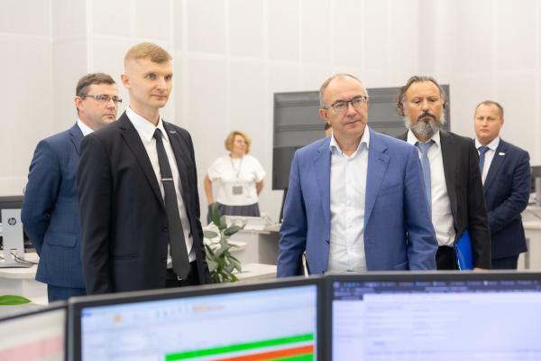 Глава «Россети Урал» проверил готовность энергосистемы Екатеринбурга ко Дню города и единому дню голосования - Фото 1