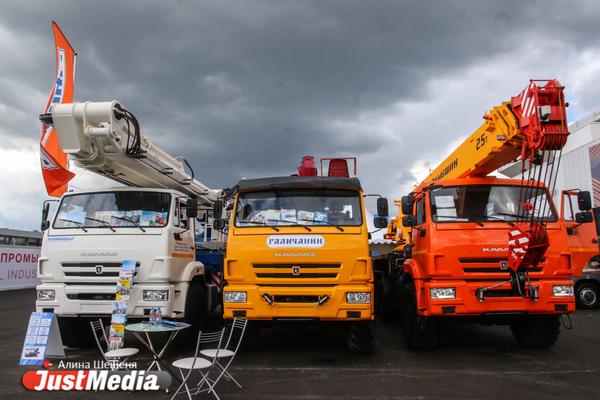 Сколько стоит аренда автокрана и на что влияет цена услуги - Фото 1