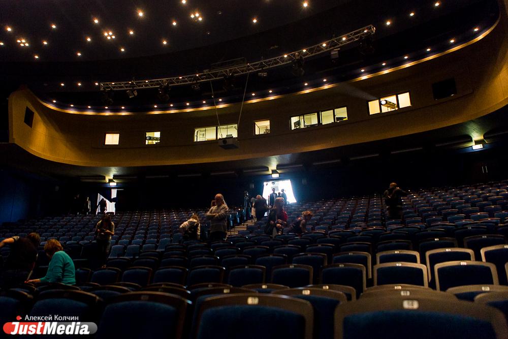 Культовые спектакли, вечеринки и юмор. Афиша культурных событий на 29-31 августа - Фото 1