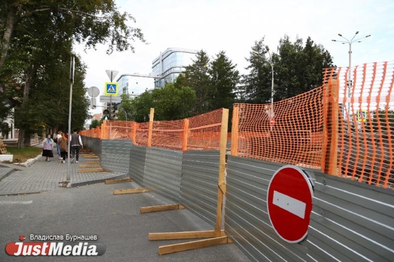 В Екатеринбурге на 1,5 месяца закроют движение транспорта по Советских Женщин - Фото 1