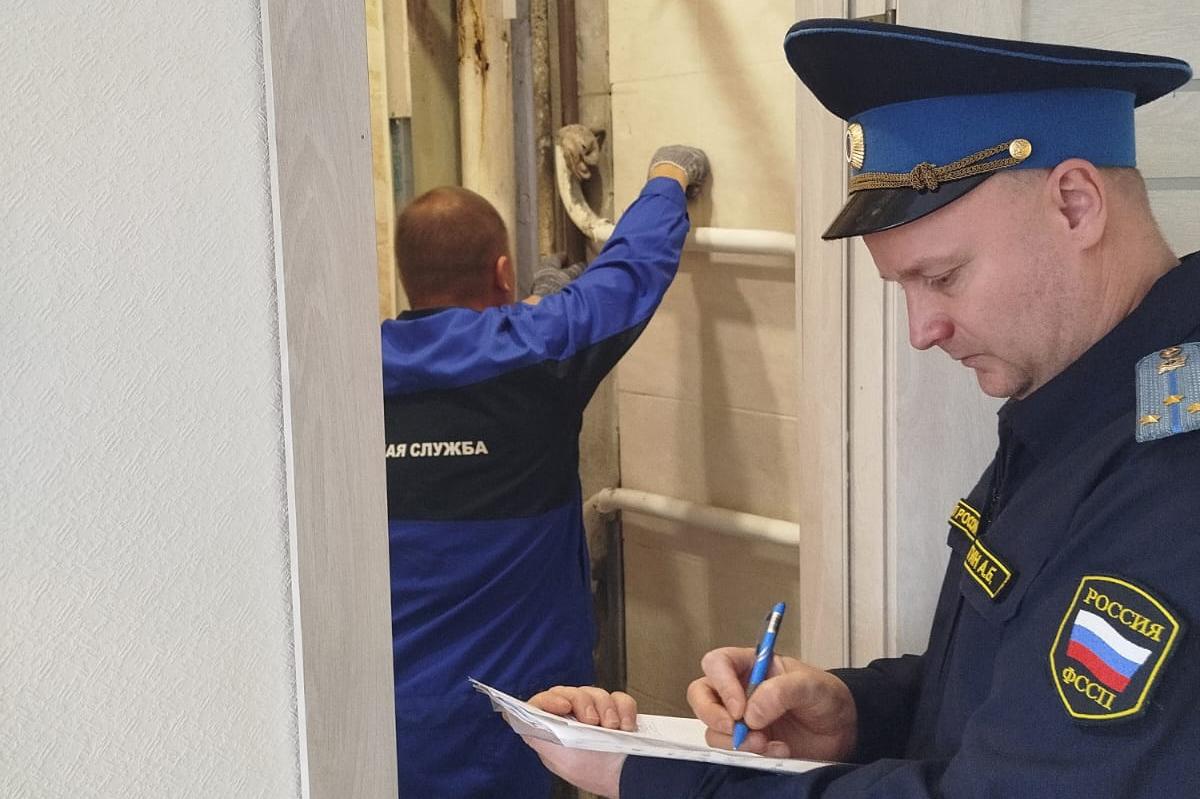 Жители дома в Екатеринбурге смогли вернуть горячую воду только через суд - Фото 1