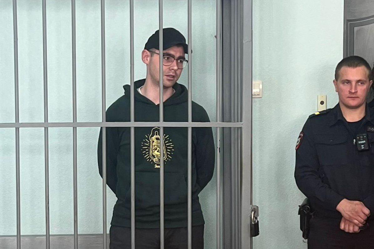 Суд оставил редактора URA.RU Дениса Аллаярова под стражей до 28 октября - Фото 1