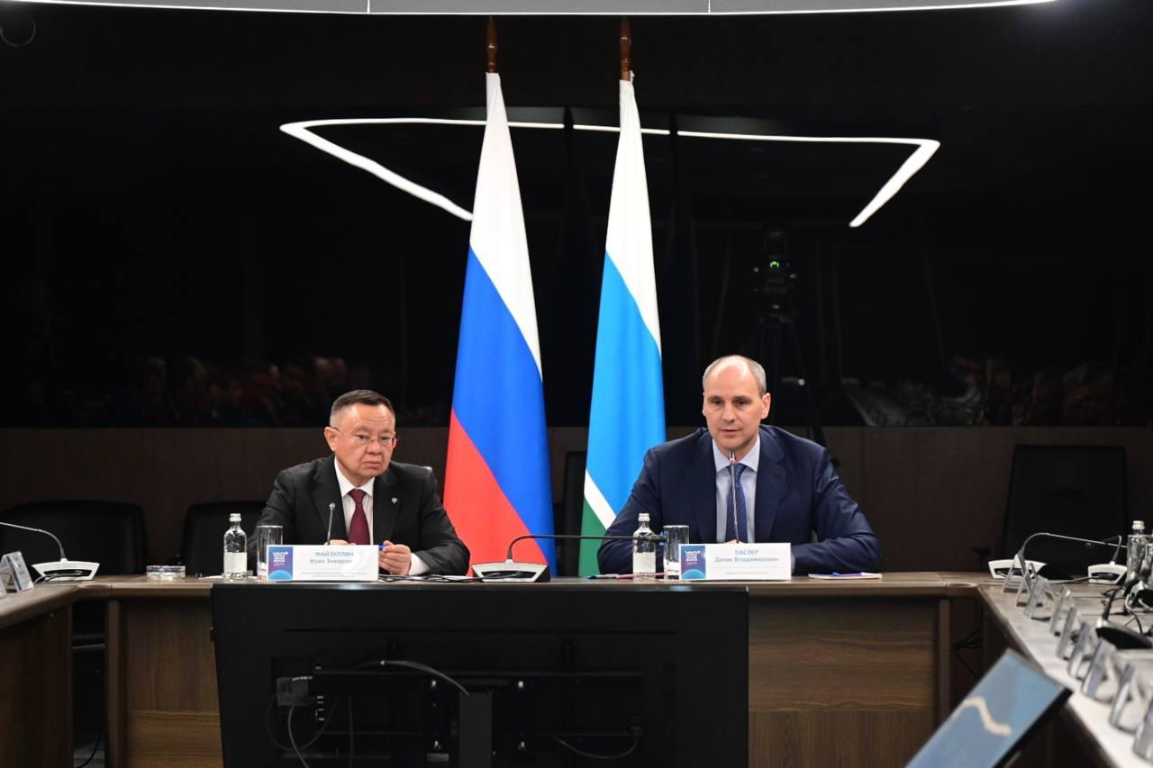 Денис Паслер и Ирек Файзуллин встретились со свердловскими застройщиками - Фото 1