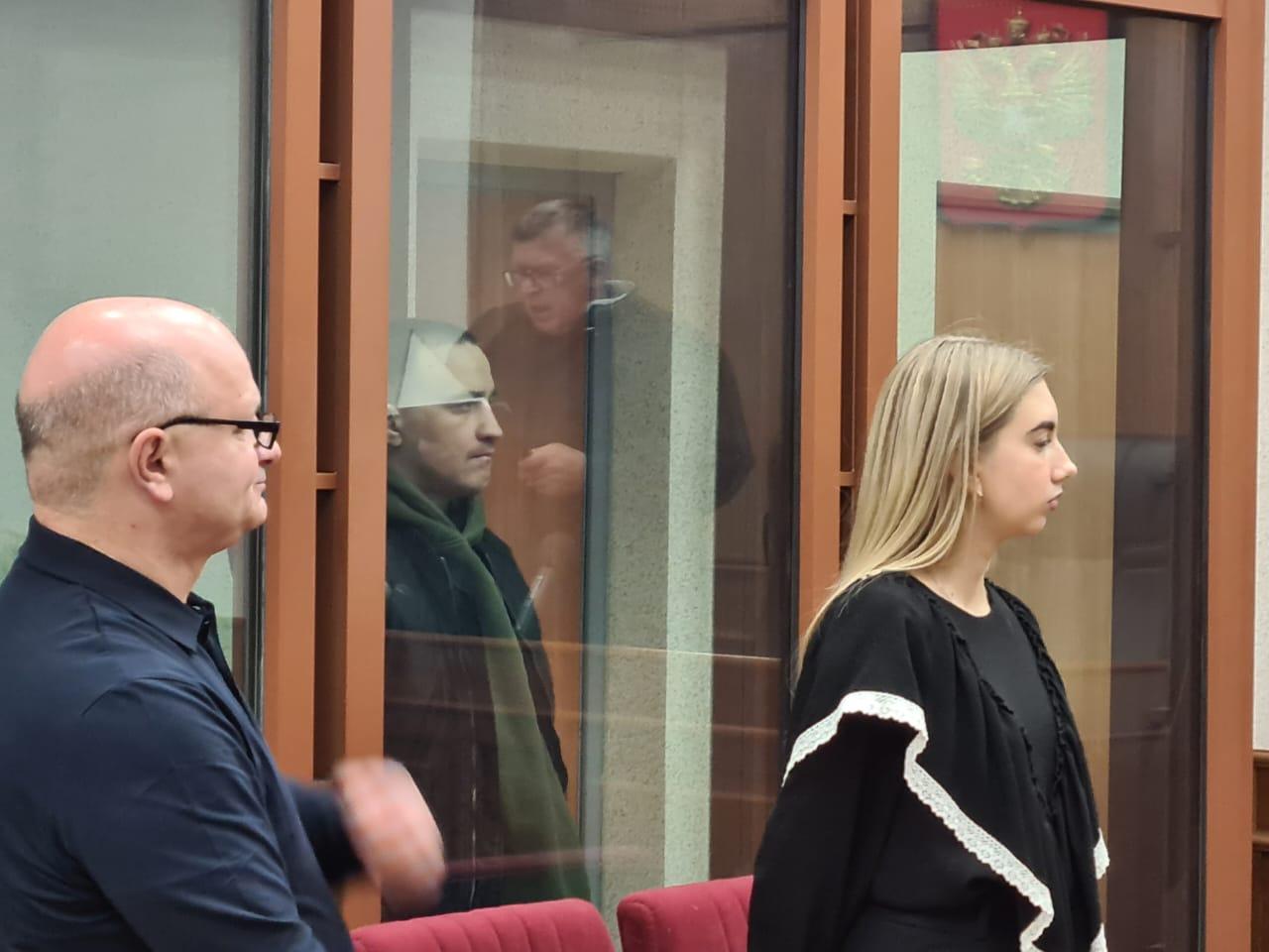 В Екатеринбурге вынесли приговор мужчине, выбросившем свою годовалую дочь из окна - Фото 1