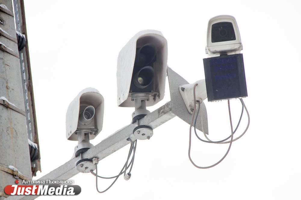 В Екатеринбурге мост на Токарей через Исеть сделают безопаснее - Фото 1