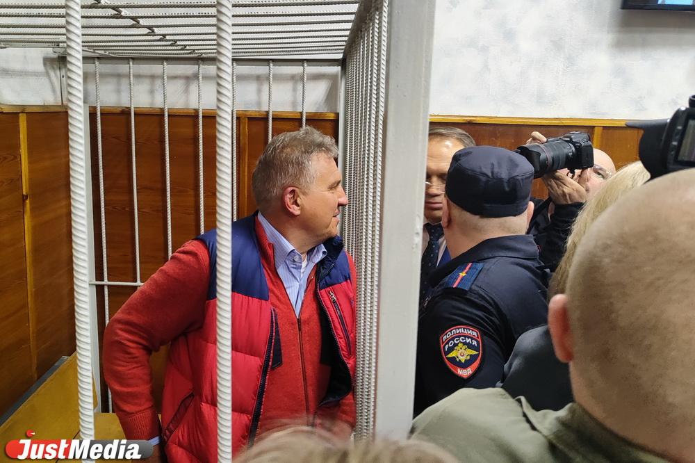 Суд в Екатеринбурге национализировал коммунальную империю олигархов Бикова и Боброва - Фото 1