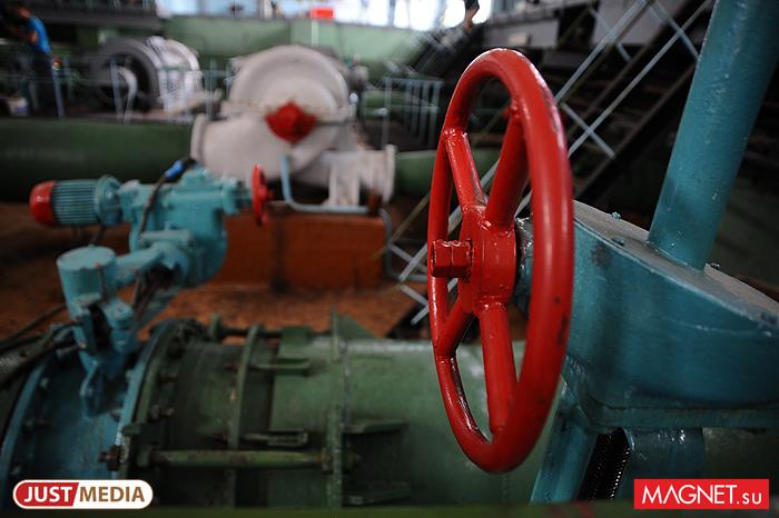 Главного инженера и мастера участка завода «Нейва» будут судить за то, что крановщик ударился головой о сваю - Фото 1