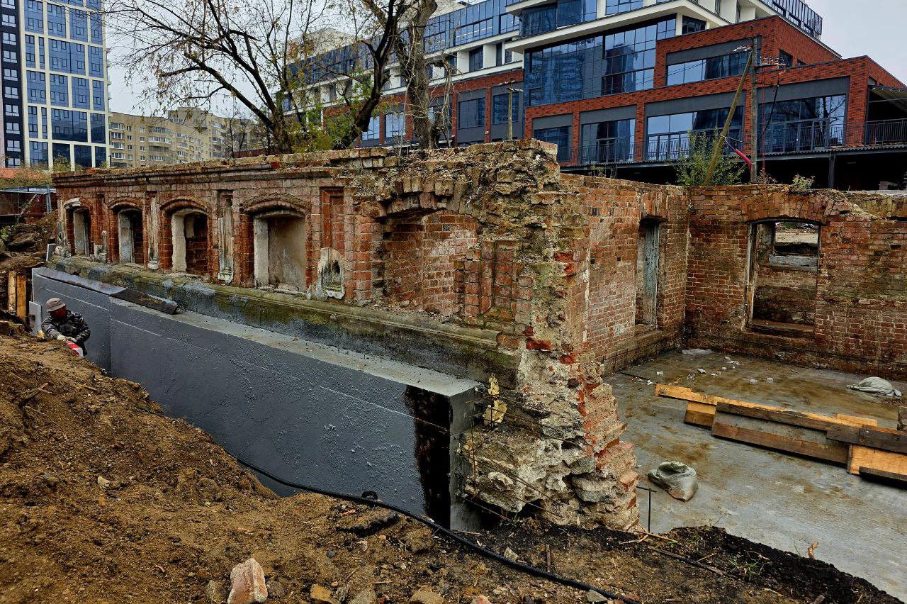 В Екатеринбурге начали восстанавливать дом ювелира Афиногенова  - Фото 1