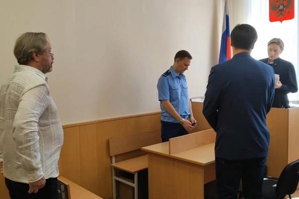 Суд назначил крупный штраф екатеринбуржцу, донатившему ФБК* - Фото 1