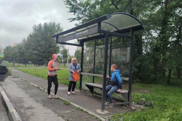 В Верх-Исетском районе Екатеринбурга установили новые остановки с укрытиями от дождя - Фото 1