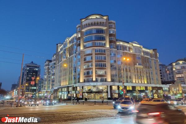 Суд отправил под домашний арест жену свердловского вице-губернатора Ирину Чемезову - Фото 1