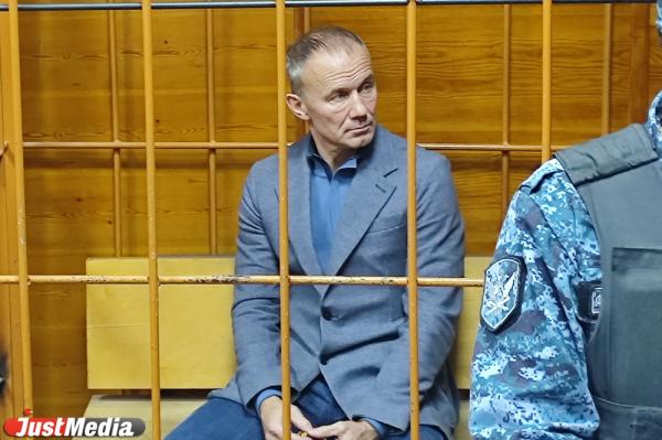 Следователь попросил суд отправить Олега Чемезова в СИЗО до середины ноября - Фото 1