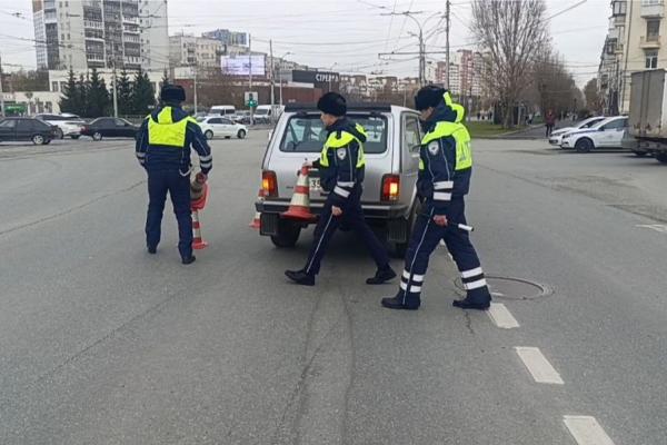 Пенсионер на «Ниве» сбил пенсионерку-пешехода на Эльмаше - Фото 1