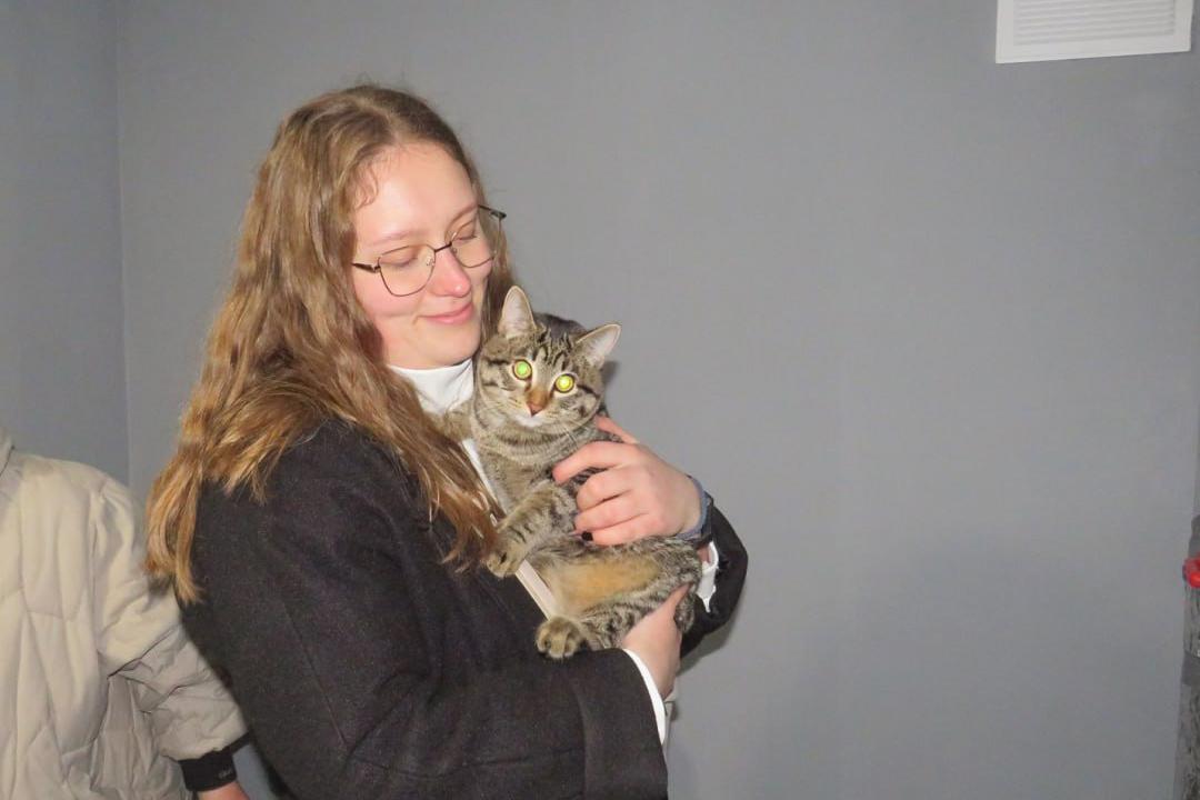 В Верхних Сергах девять семей получили ключи от квартир в новом трехэтажном доме  - Фото 1