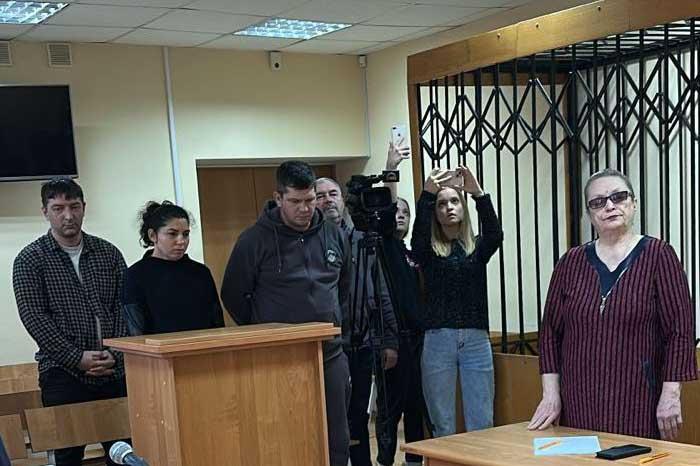 В Березовском осудили водителя грузовика, который в мае насмерть сбил на «зебре» 4-летнюю девочку  - Фото 1