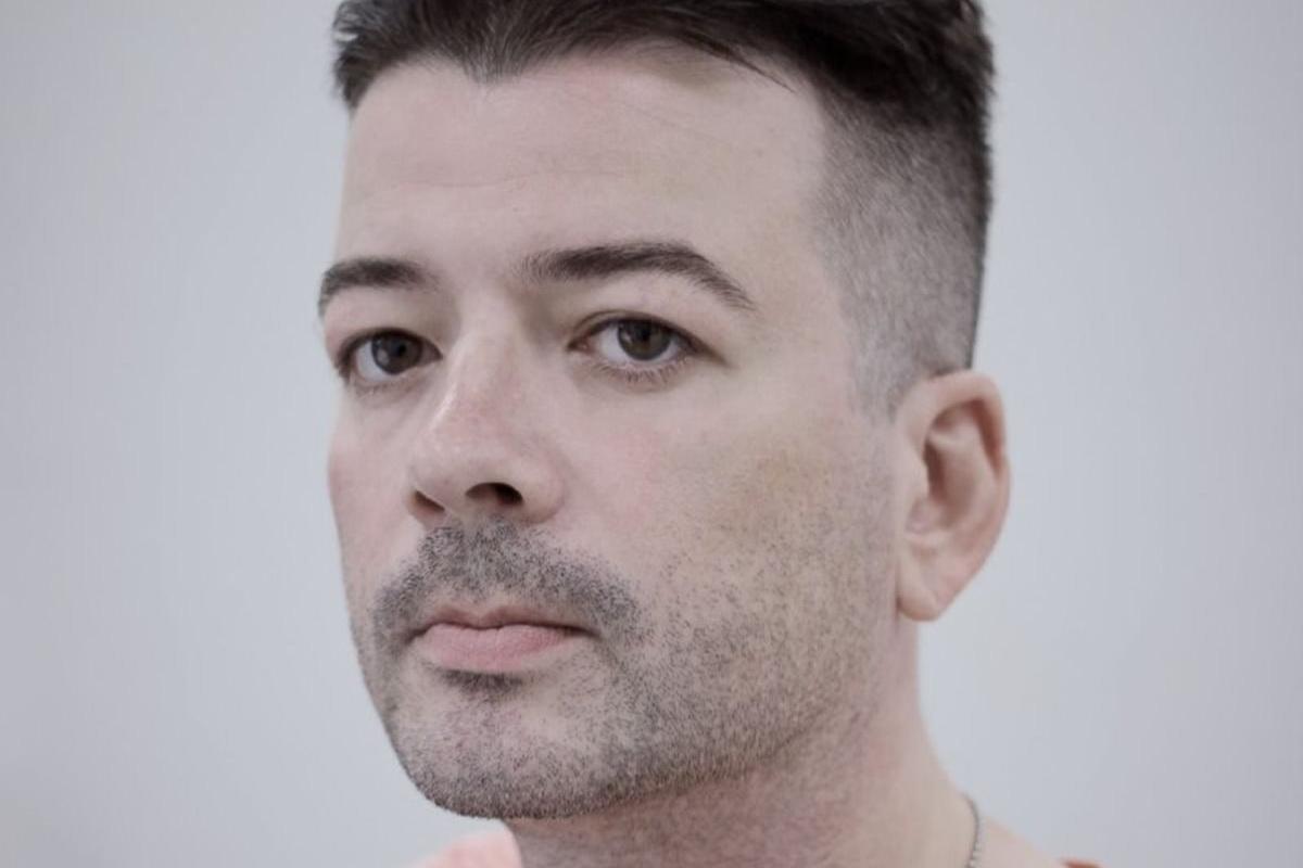 Хранитель архива «Ельцин центра» Дмитрий Неустроев скончался в возрасте 43 лет - Фото 1