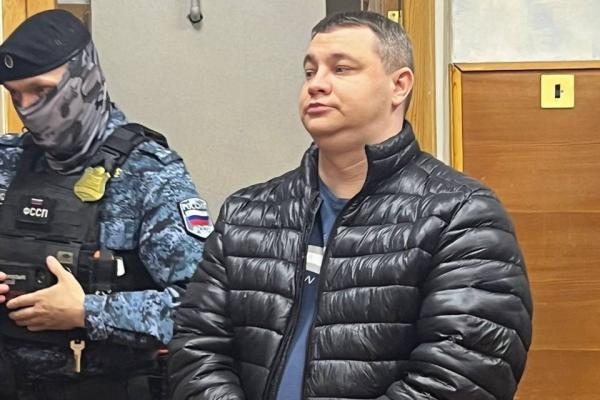 Экс-полицейский, давший показания на редактора URA.ru Дениса Аллаярова, получил условный срок