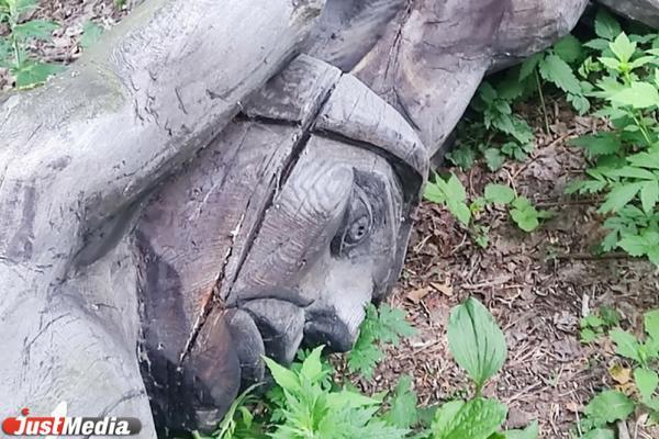 На материалы для ремонта идолов из парка лесоводов России потребуется 200 тысяч рублей - Фото 1