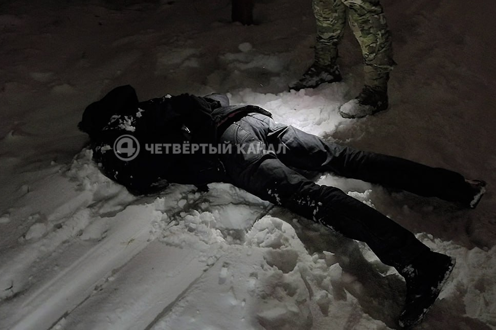 В Екатеринбурге задержали парня с тремя самодельными бомбами возле института МВД - Фото 1