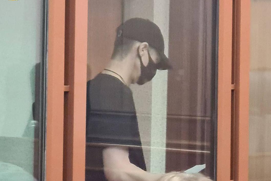 Суд отправил в колонию бывшего смотрящего за Артемовским Сергея Хитрика - Фото 1