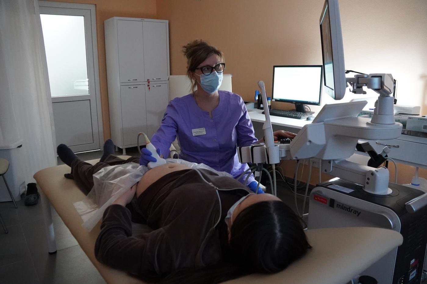 В Екатерибурге после капремонта открыли женскую консультацию на Братьев Быковых при ЦГКБ №3 - Фото 1