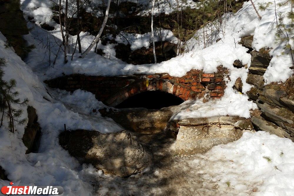 Польша активизировалась в строительстве бункеров из-за страха перед Россией - Фото 1