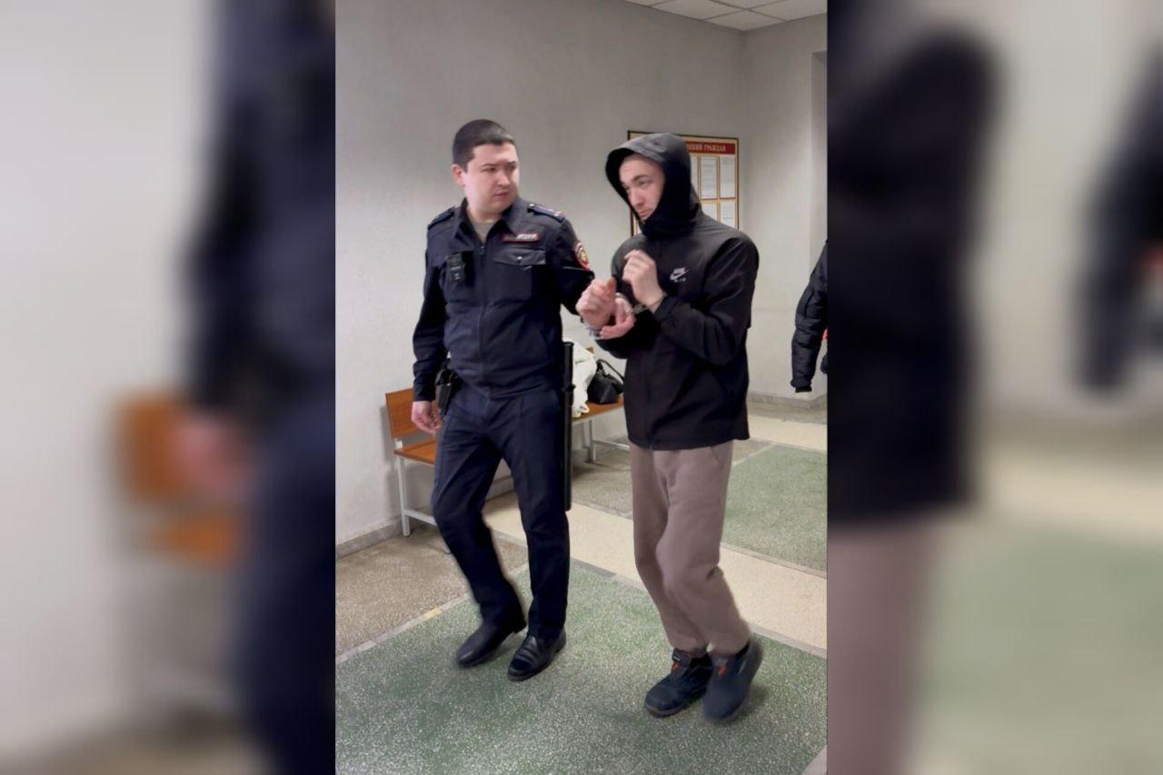 Третий обвиняемый в групповом изнасиловании школьницы в Екатеринбурге отправился в СИЗО - Фото 1