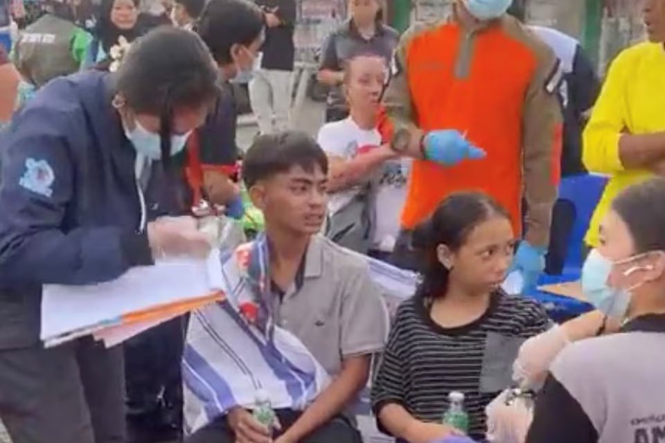 15 человек погибли и 28 пропали без вести в результате крушения парома на Филиппинах - Фото 1