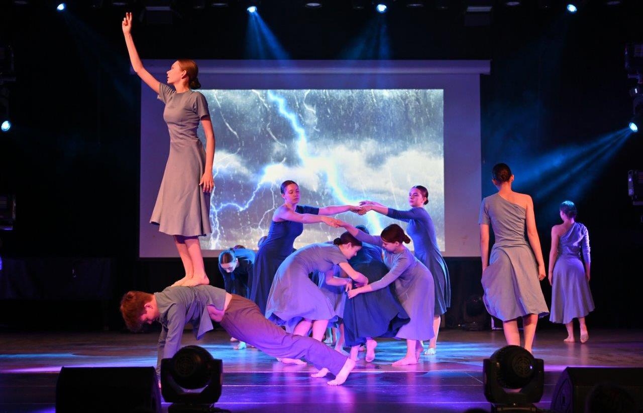 Продолжается приём работ на Всероссийский форум юных дарований благотворительного фонда «Дети России» - Фото 1