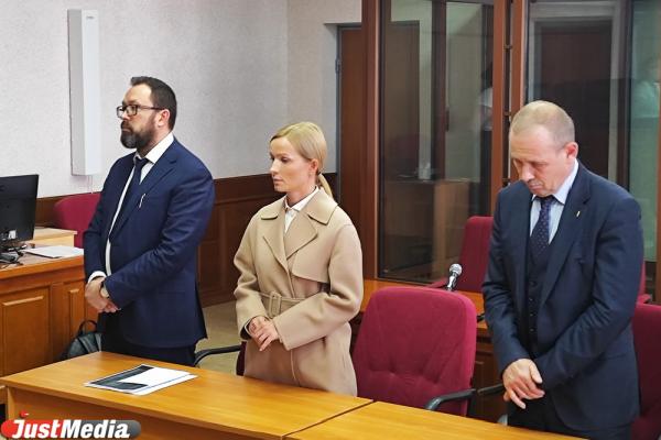 Экс-жена бывшего вице-губернатора Ирина Чемезова не смогла снять арест с имущества на 500 млн рублей