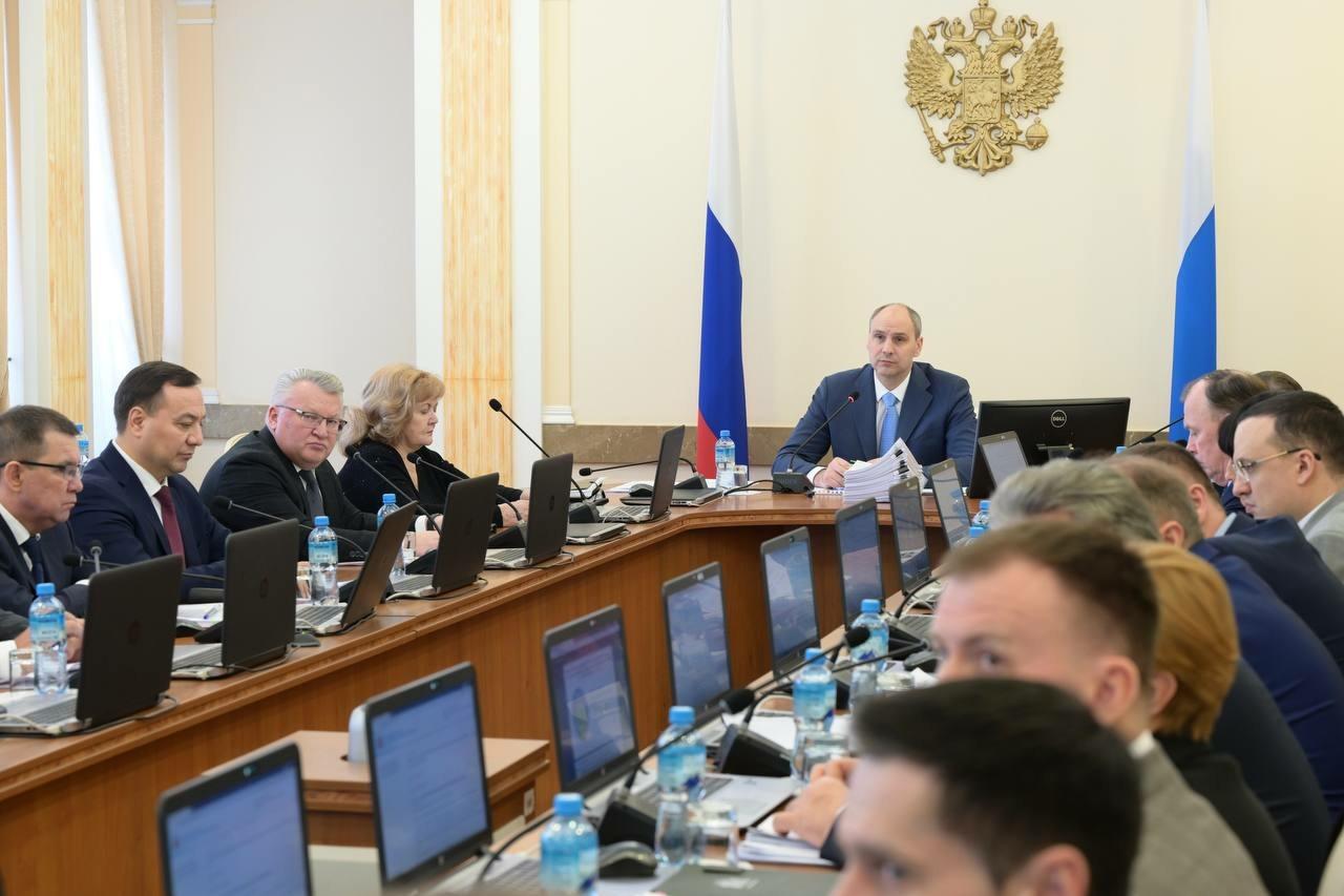 Денис Паслер запретил публиковать видео и фото БПЛА и мест их падения - Фото 1