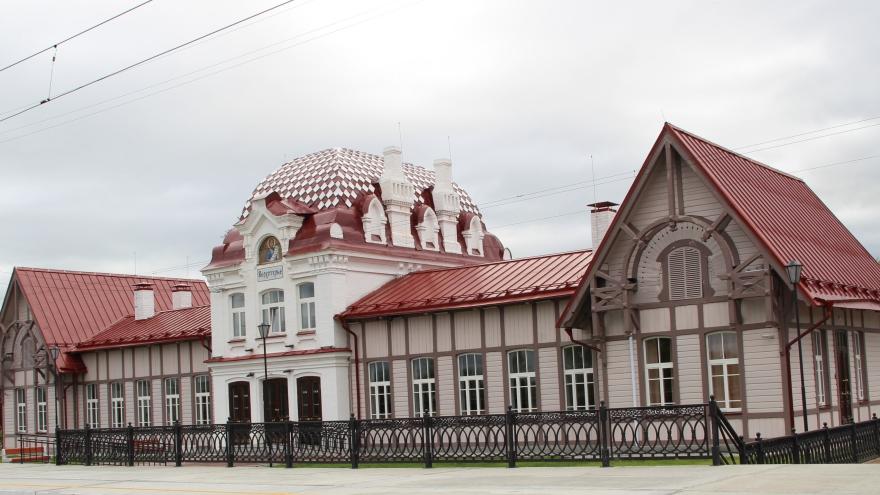 СвЖД установила систему «умный вокзал» в пассажирском здании на станции Верхотурье в Свердловской области  - Фото 1