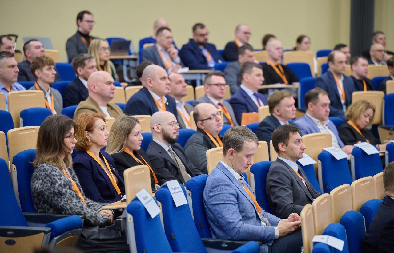 От идей к внедрению: на Урале прошёл симпозиум о цифровом будущем горно-металлургической отрасли - Фото 1
