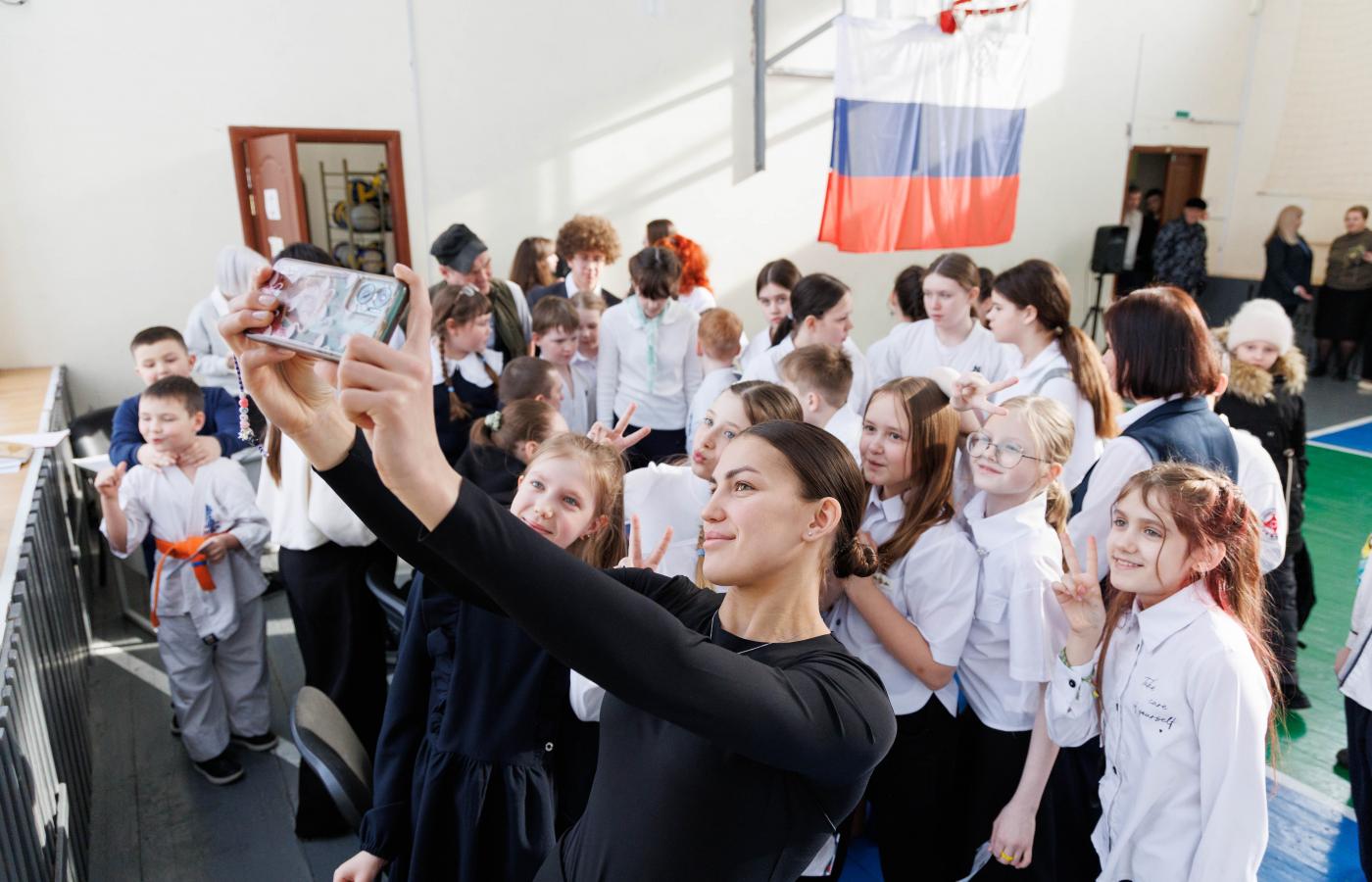 В кировградской школе оборудовали зал для занятий самбо и дзюдо - Фото 1