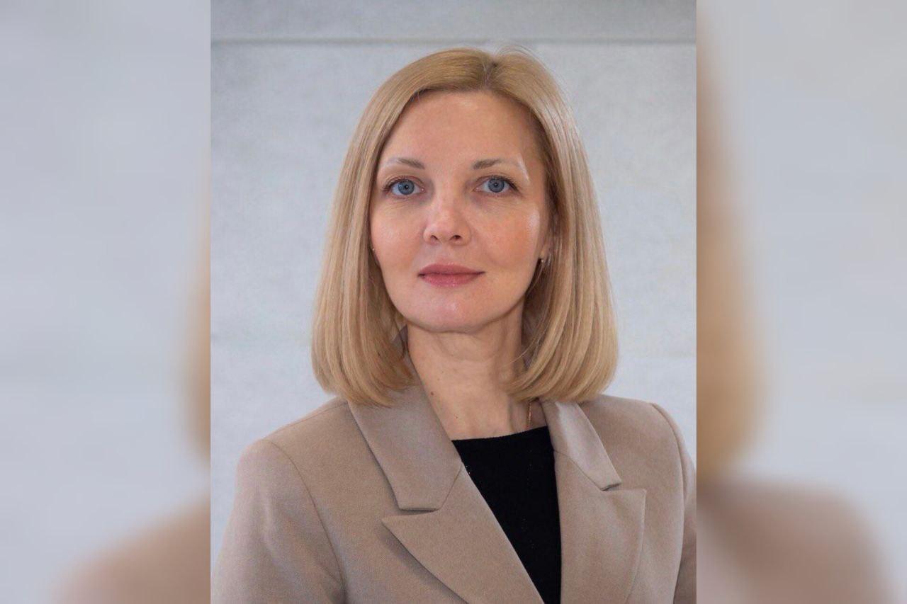 Елену Кириченко представили коллективу департамента образования мэрии Екатеринбурга в качестве нового директора - Фото 1
