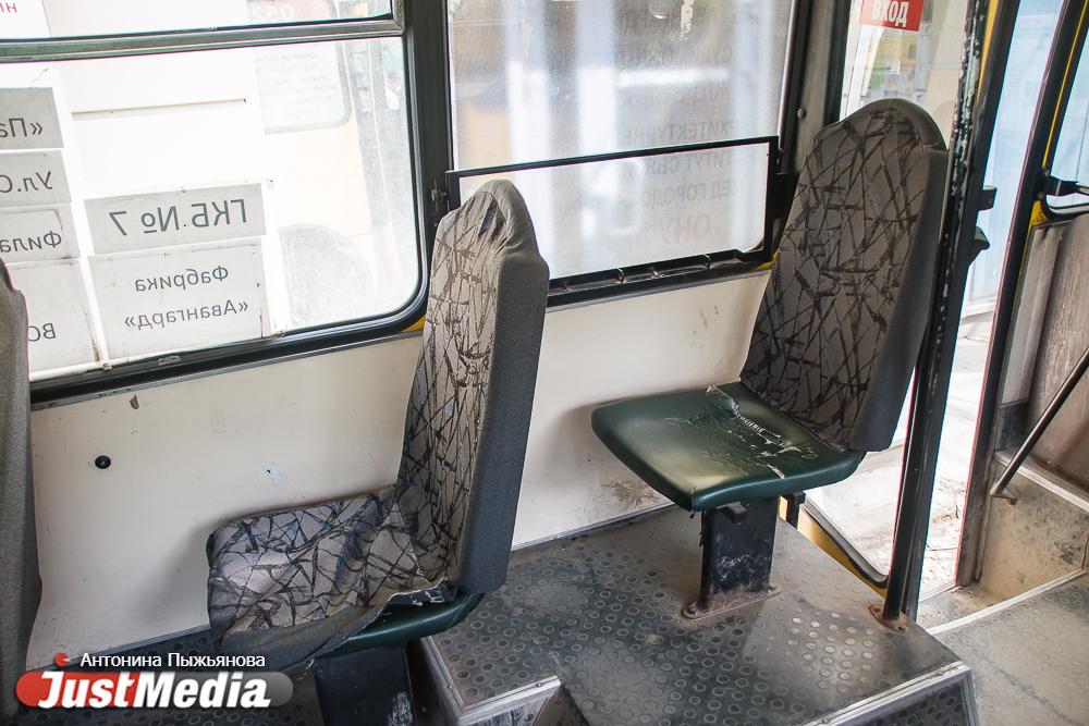В Екатеринбурге перевозчик выплатит пенсионерке за травму в автобусе 66 тысяч рублей - Фото 1