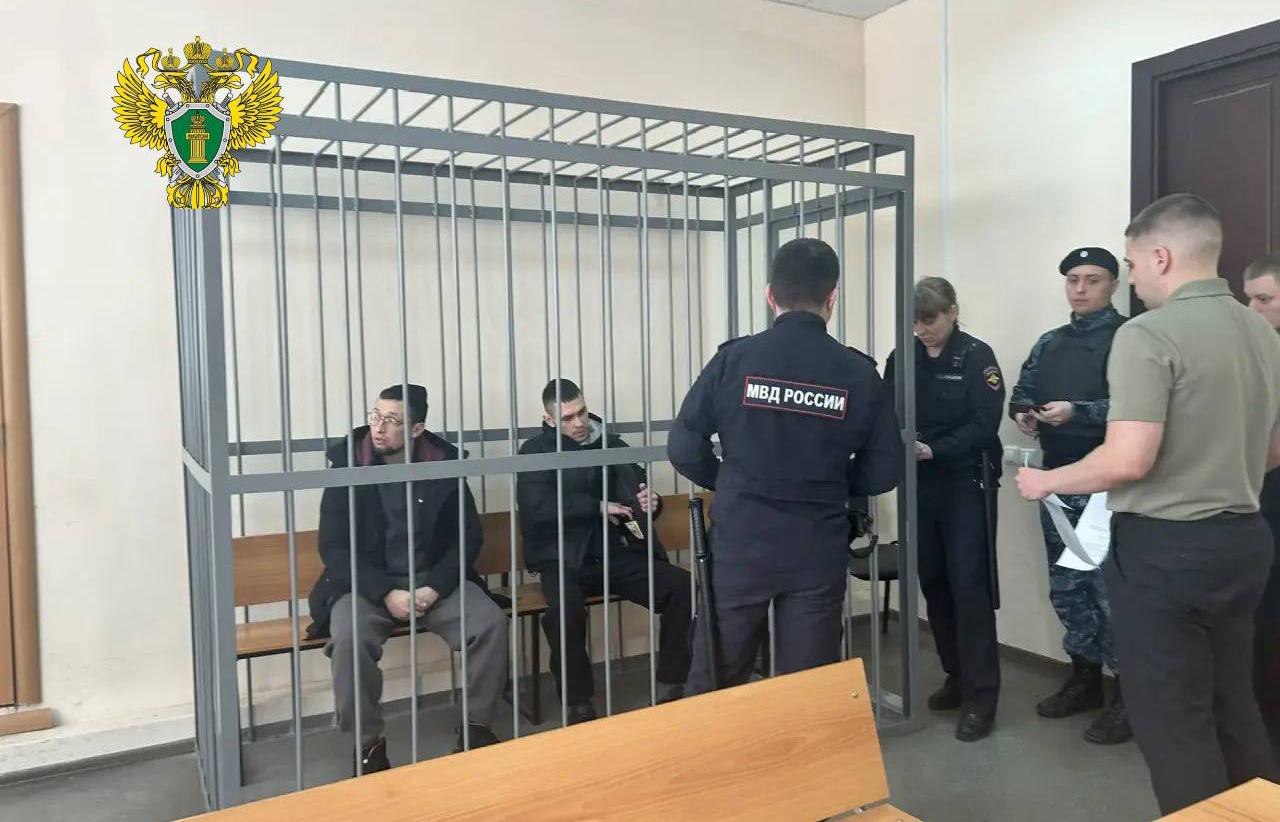 В Екатеринбурге осудили мужчину, который с другом избил бывшего своей девушки - Фото 1