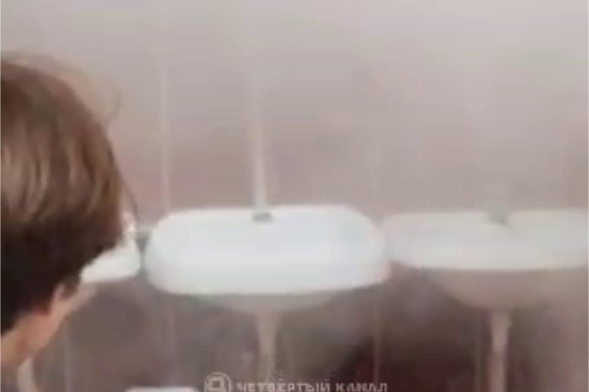 Власти Екатеринбурга назвали причину потопа в школе №178 - Фото 1