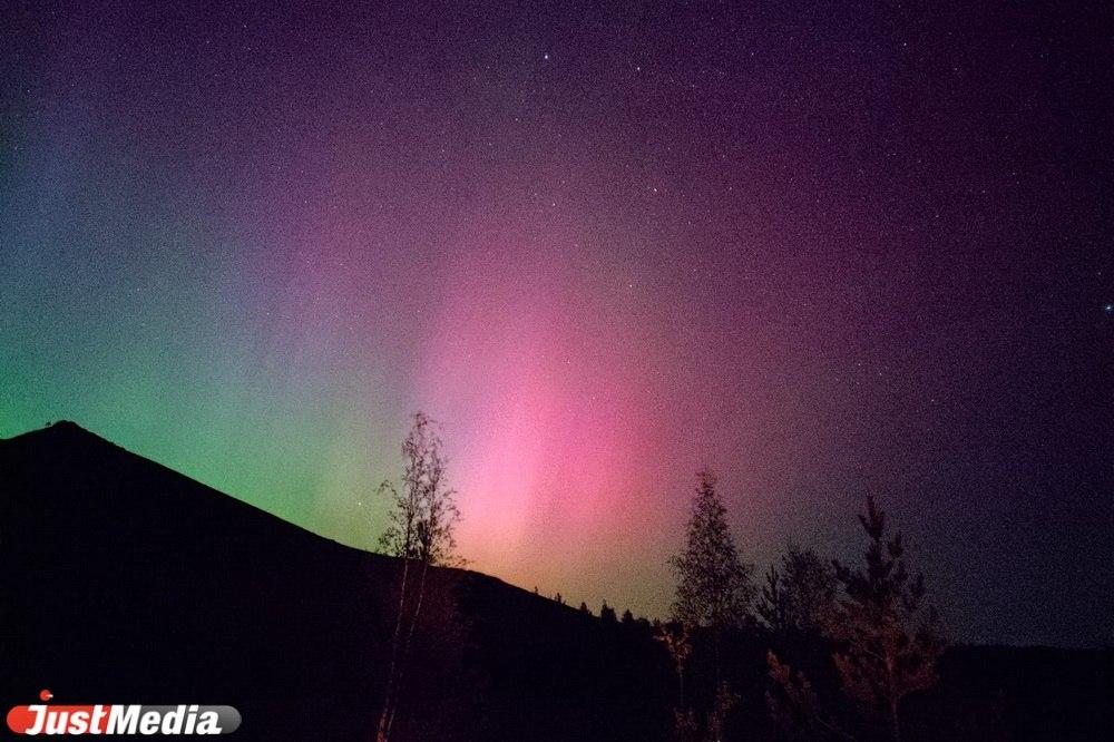 В Тавде запечатлели северное сияние прошлой ночью - Фото 1
