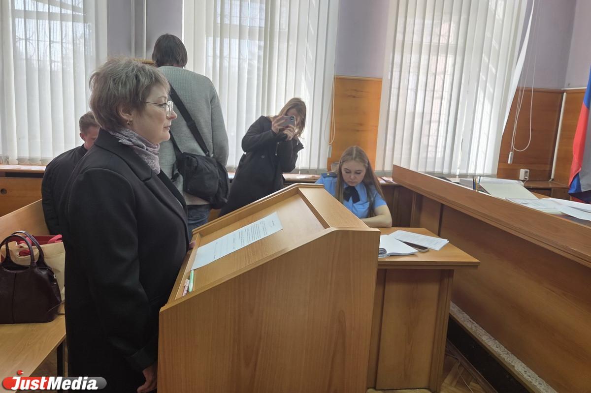 Мама экс-редактора URA.RU Дениса Аллаярова рассказала, что больше не общается с братом - Фото 1