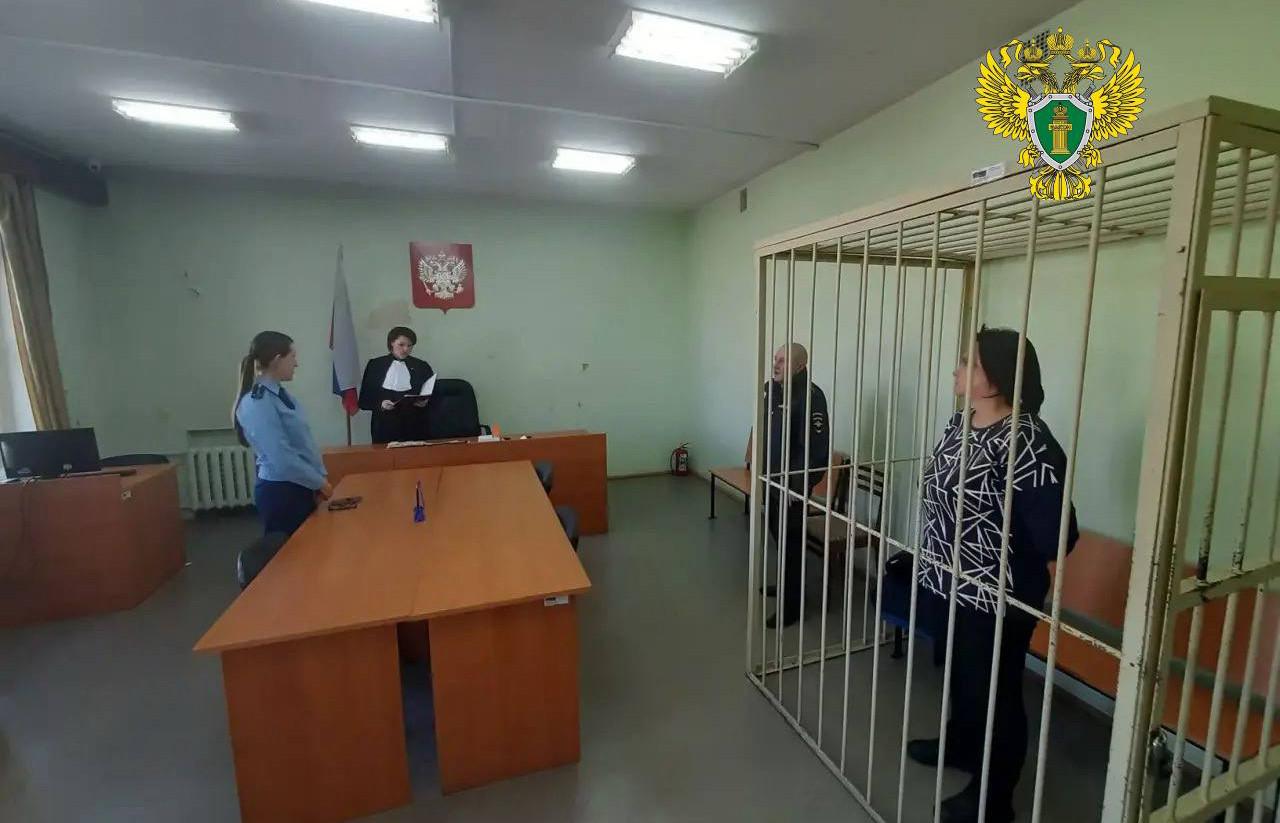 В Ревде осудили женщину, которая за оскорбление убила сожителя  - Фото 1