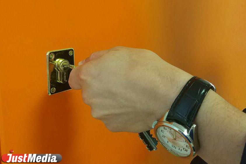 В Италии женщина заполонила всю квартиру посылками и не выжила - Фото 1