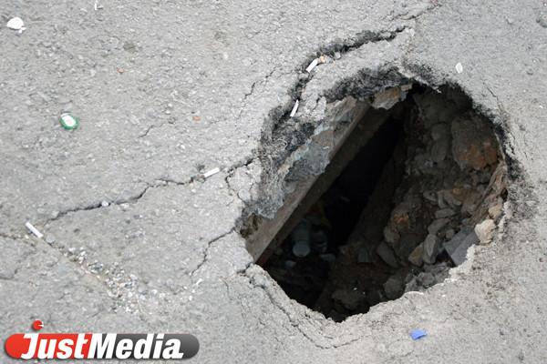 В Полевском за 8 млн рублей заделают ямы на дорогах  - Фото 1