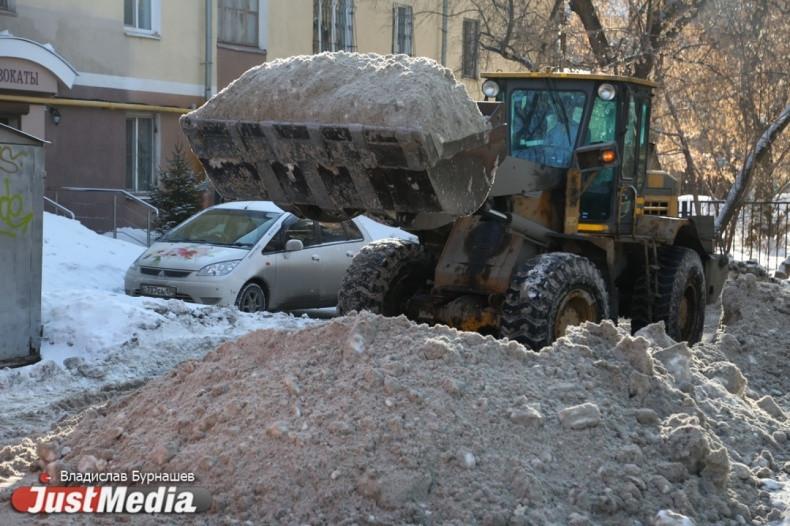 В Екатеринбурге улучшат пункт приема снега в Чкаловском районе - Фото 1