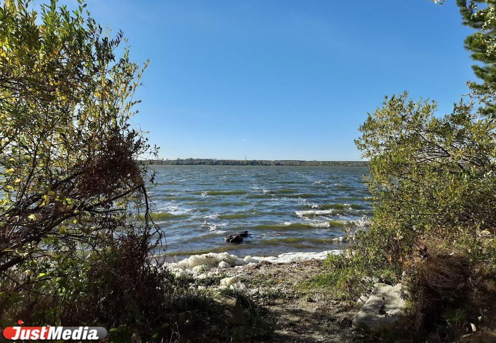 В Свердловской области за сутки утонули два человека - Фото 1