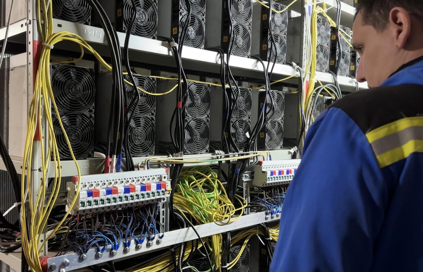 Под Асбестом майнеры незаконно потребили электроэнергии на 10,5 млн рублей - Фото 1