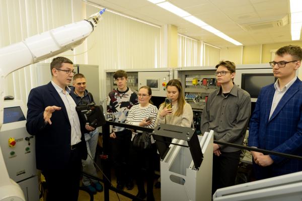 В Верхней Пышме школьники смогут узнать про студенческую жизнь - Фото 1